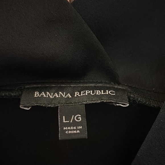 Banana Republic Sleeveless Top - Picture 2 of 3